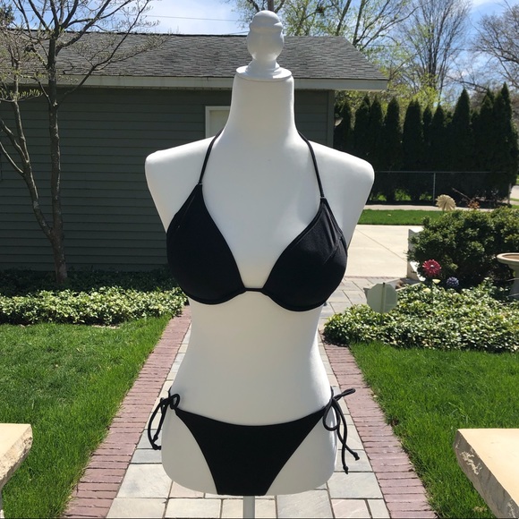 Victoria’s Secret Two Piece Push Up String Bikini - Picture 2 of 8